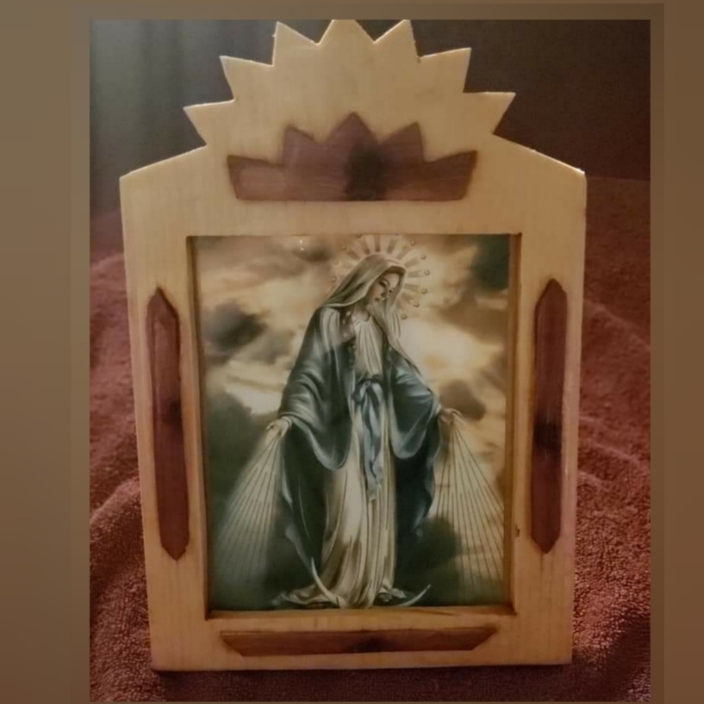 Handmade picture frame